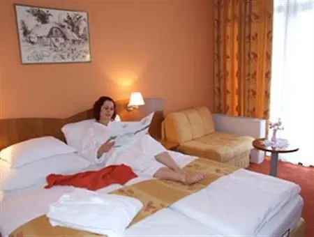 Lipa Hotel
