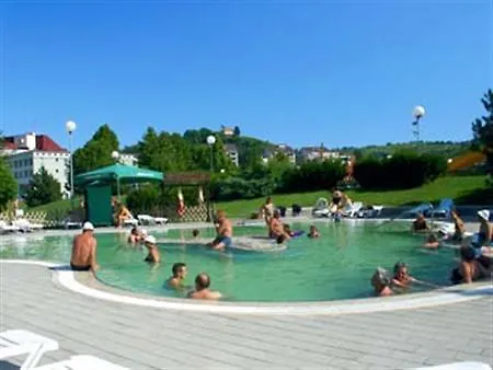 Lipa Lendava