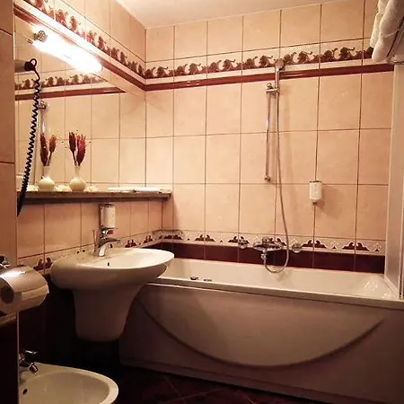 Lipa Hotel 3*